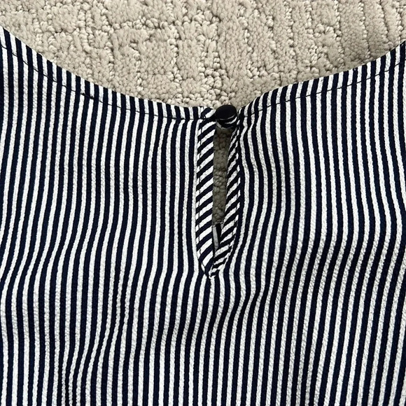 Monteau Los Angeles Size Small Blouse - Picture 6 of 6